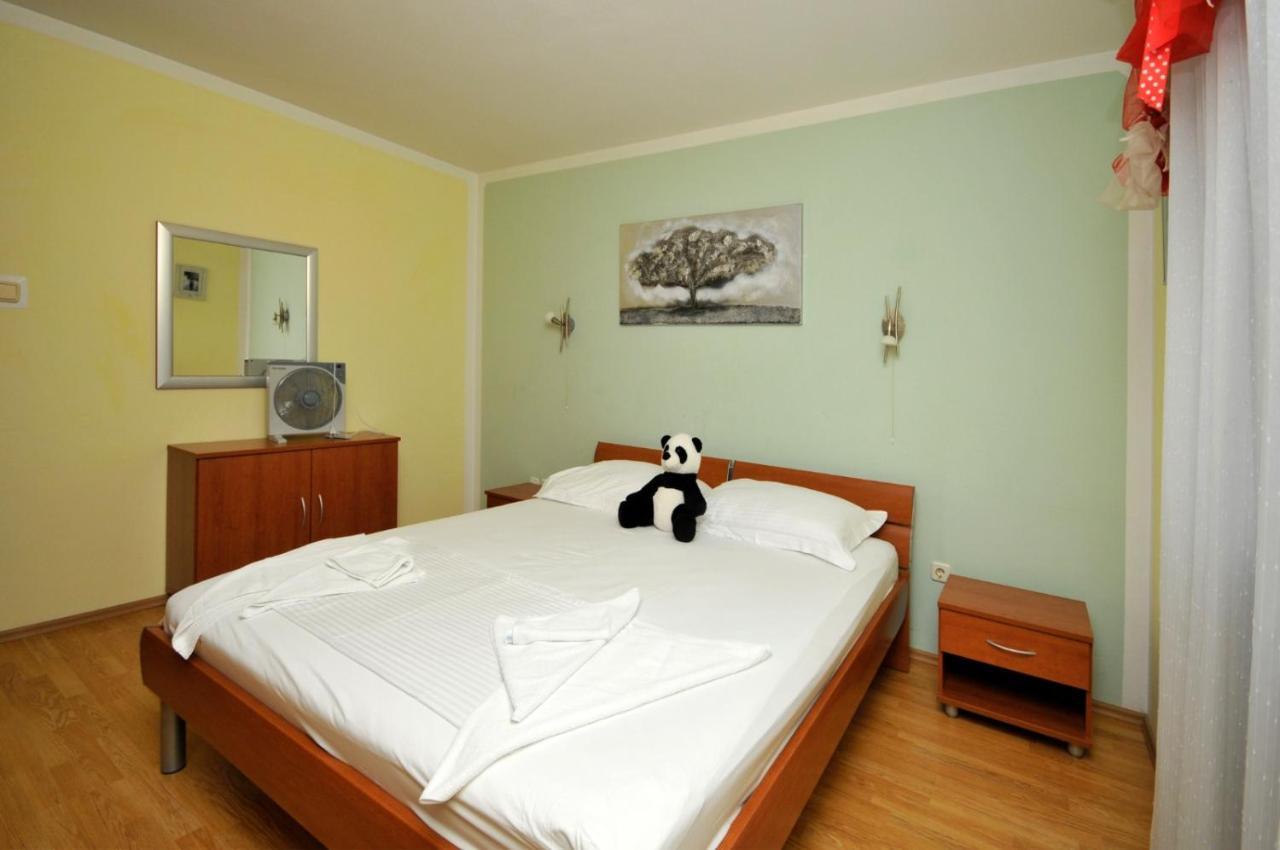 Roso Apartment With Sea View Trogir Exterior foto
