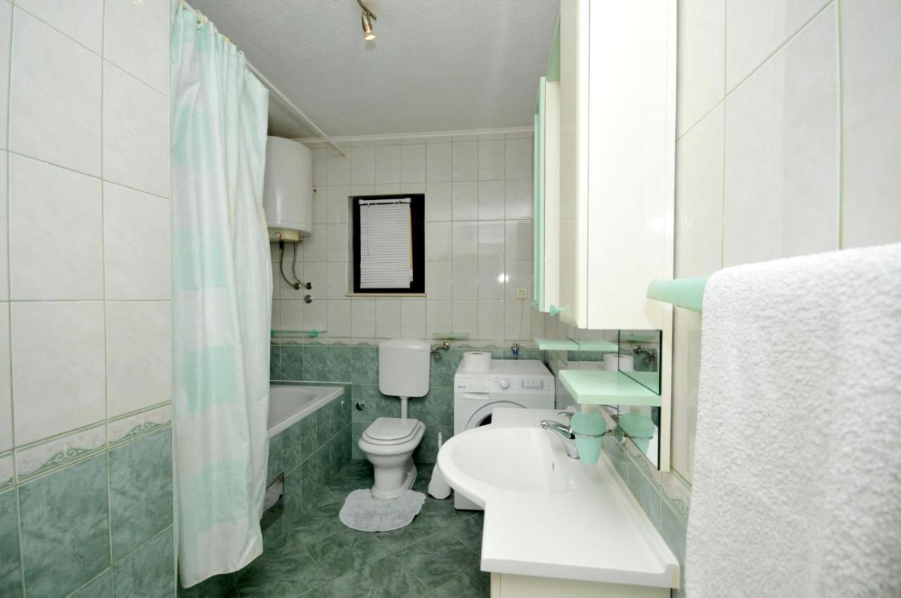 Roso Apartment With Sea View Trogir Exterior foto