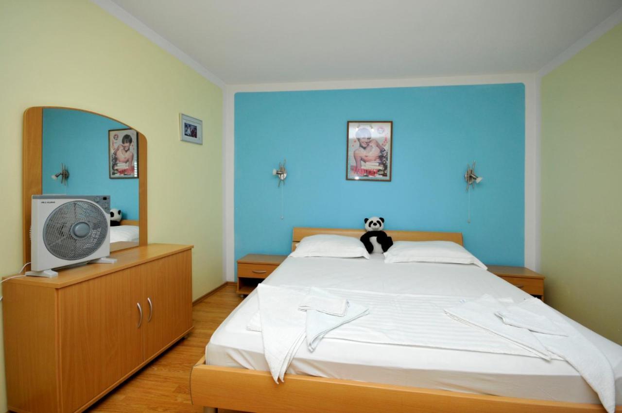 Roso Apartment With Sea View Trogir Exterior foto